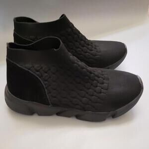 New Bernie Mev black hightops 39 comfy womans shoes 8.5